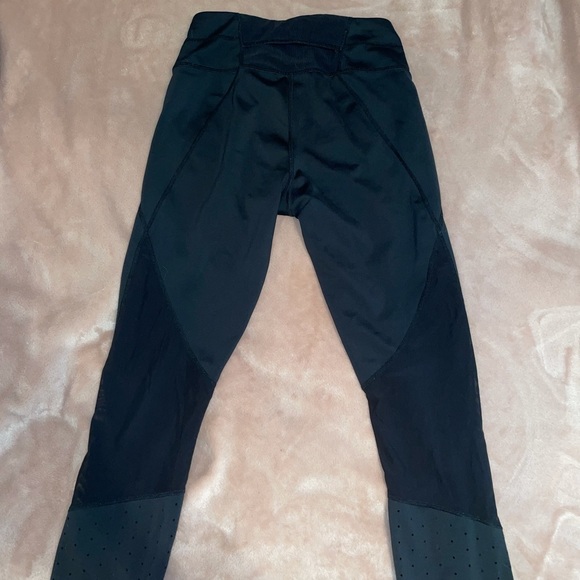 athleta leggings - Picture 5 of 6